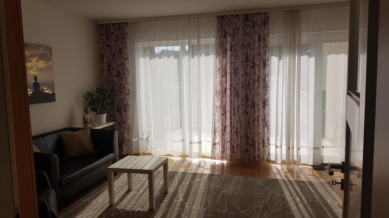 Apartment 2 Zimmerwohnung Am Flughafen Schoenefeld Berlin